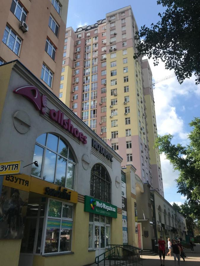 Rent Kiev Apartment 2 Min Metro Chernihivska 외부 사진